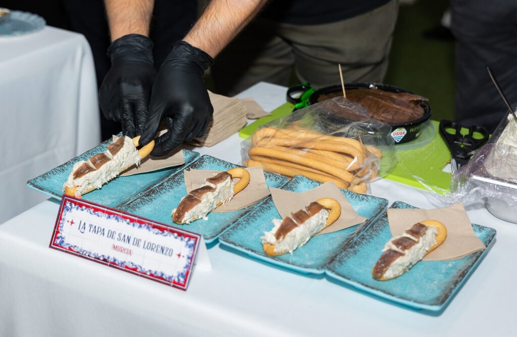 Tapa de marinera de La Tapa de San Lorenzo presentada en un concurso gastronómico de Murcia